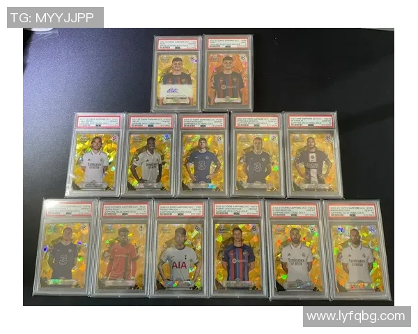 球星卡中的足球明星有哪些值得收藏的卡片和他们的故事